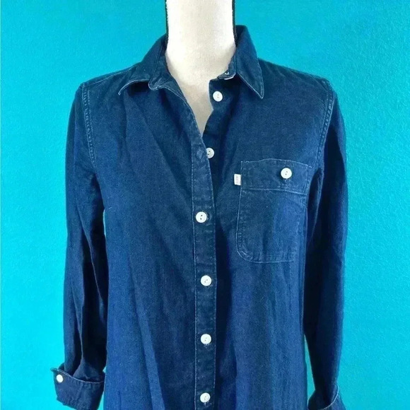 Levi’s denim blue midi button up dress in size small - Picture 2 of 5